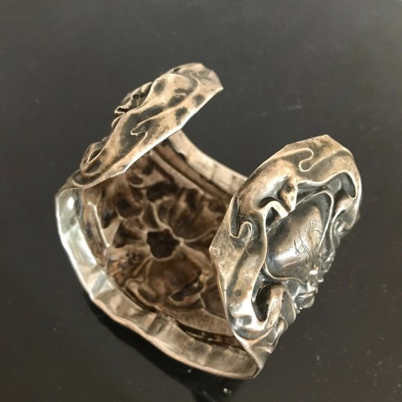 Art Nouveau Sterling Silver Floral Cuff Bracelet 925 Repoussé Victorian Wide - Picture 9 of 9